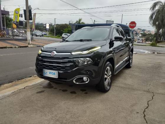 FIAT TORO 2.4 16V MULTIAIR FLEX VOLCANO AT9